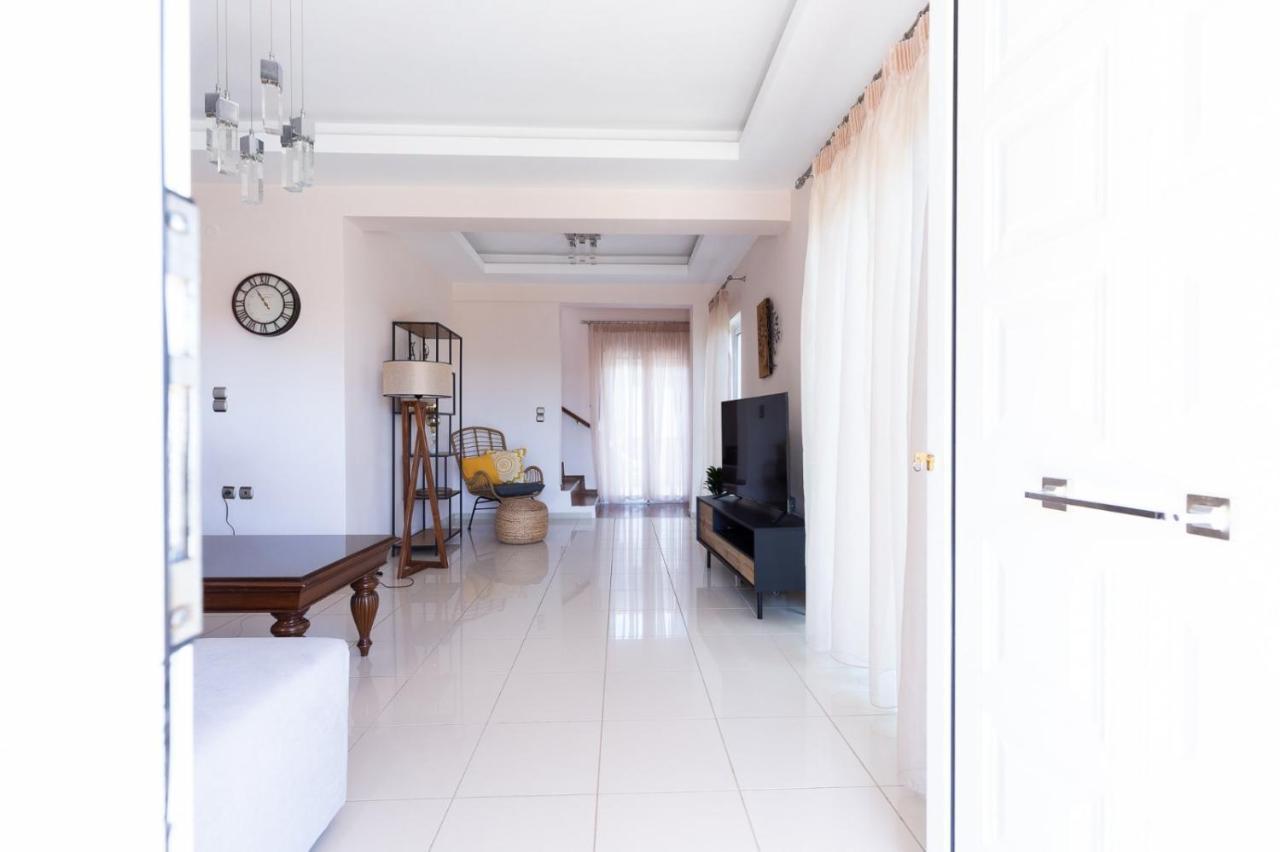 Villa Elli แอร์ซอนิสซอส ภายนอก รูปภาพ